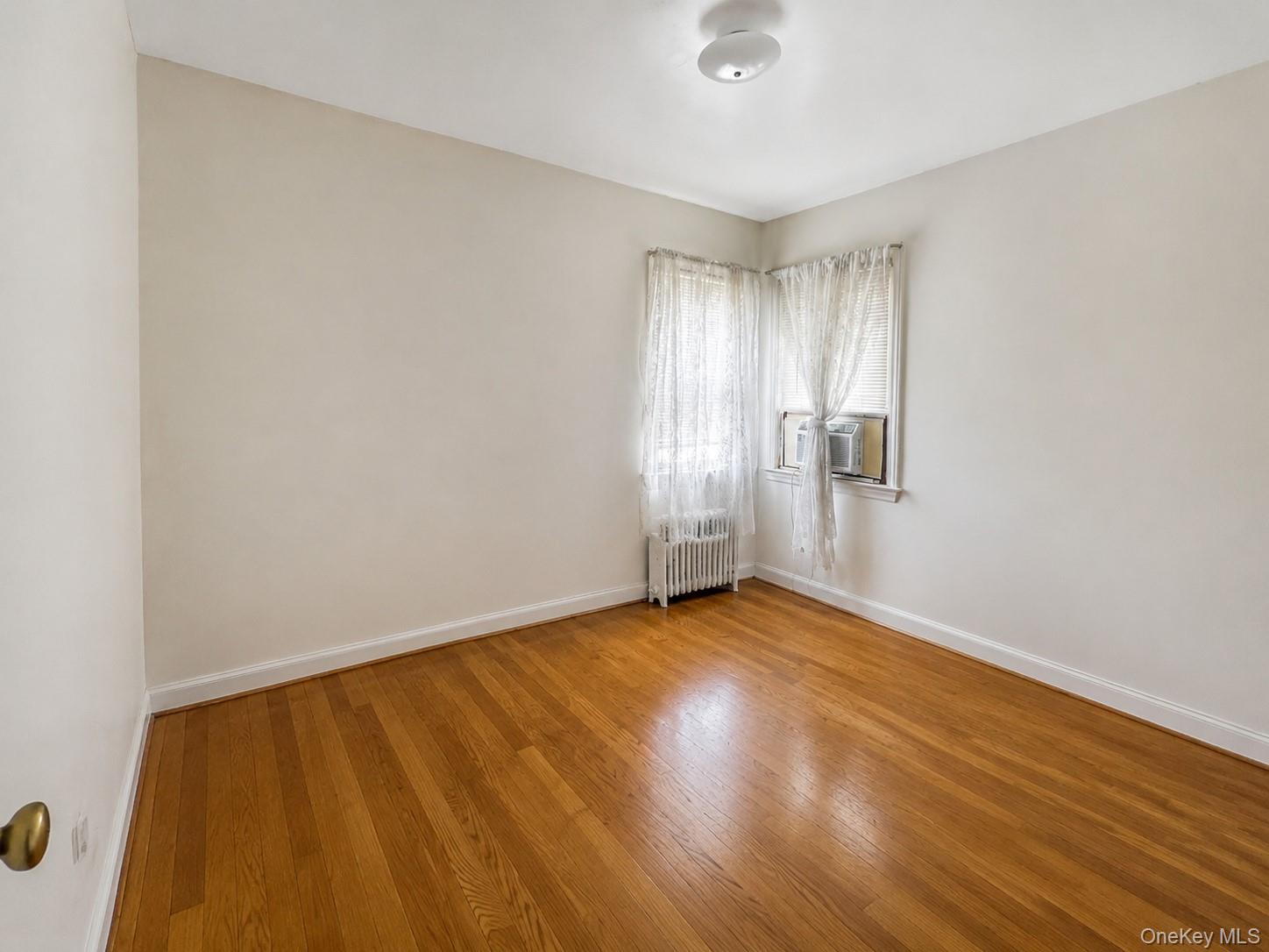471 Eureka Avenue Property Photo 6