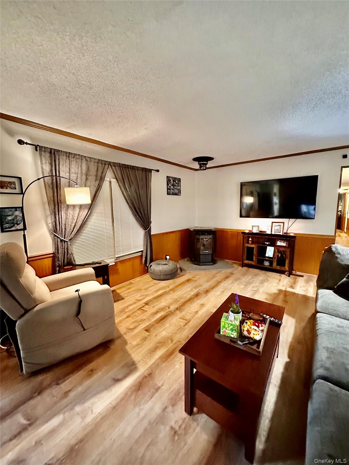 65 Water Loop Property Photo 10