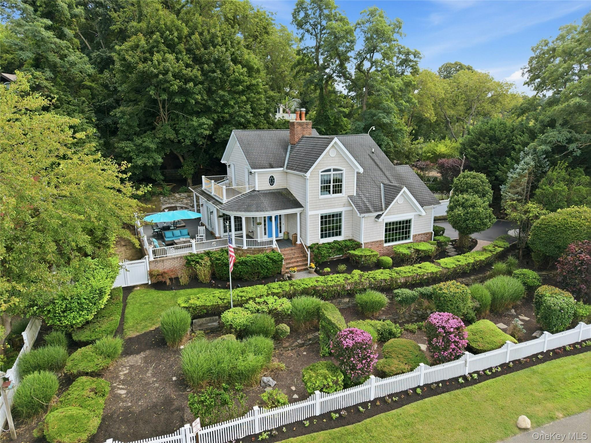 47 Shore Road Property Photo 1