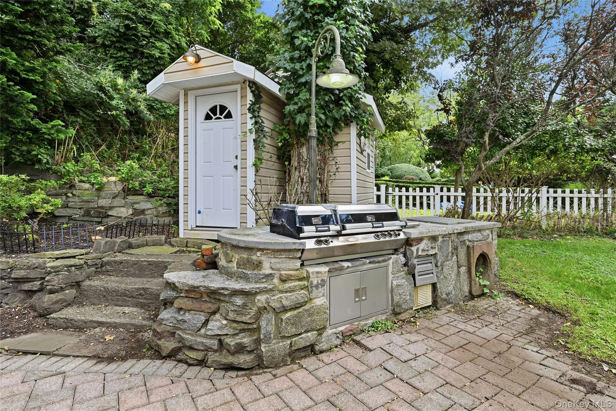 47 Shore Road Property Photo 45