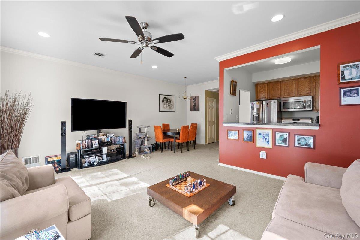 56 Heron Lane 393 Property Photo 4