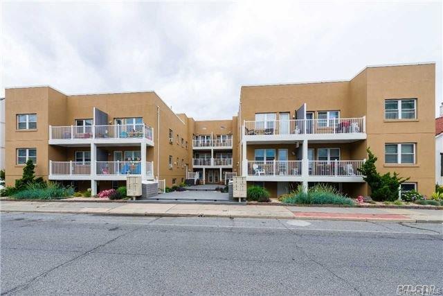 251 W Broadway 210 Property Photo 2