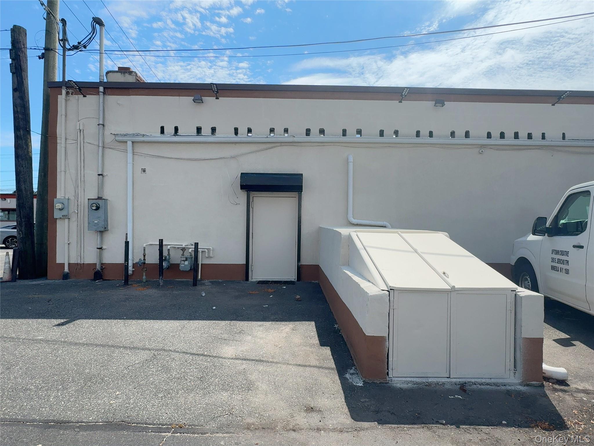444 Hempstead Turnpike Property Photo 6