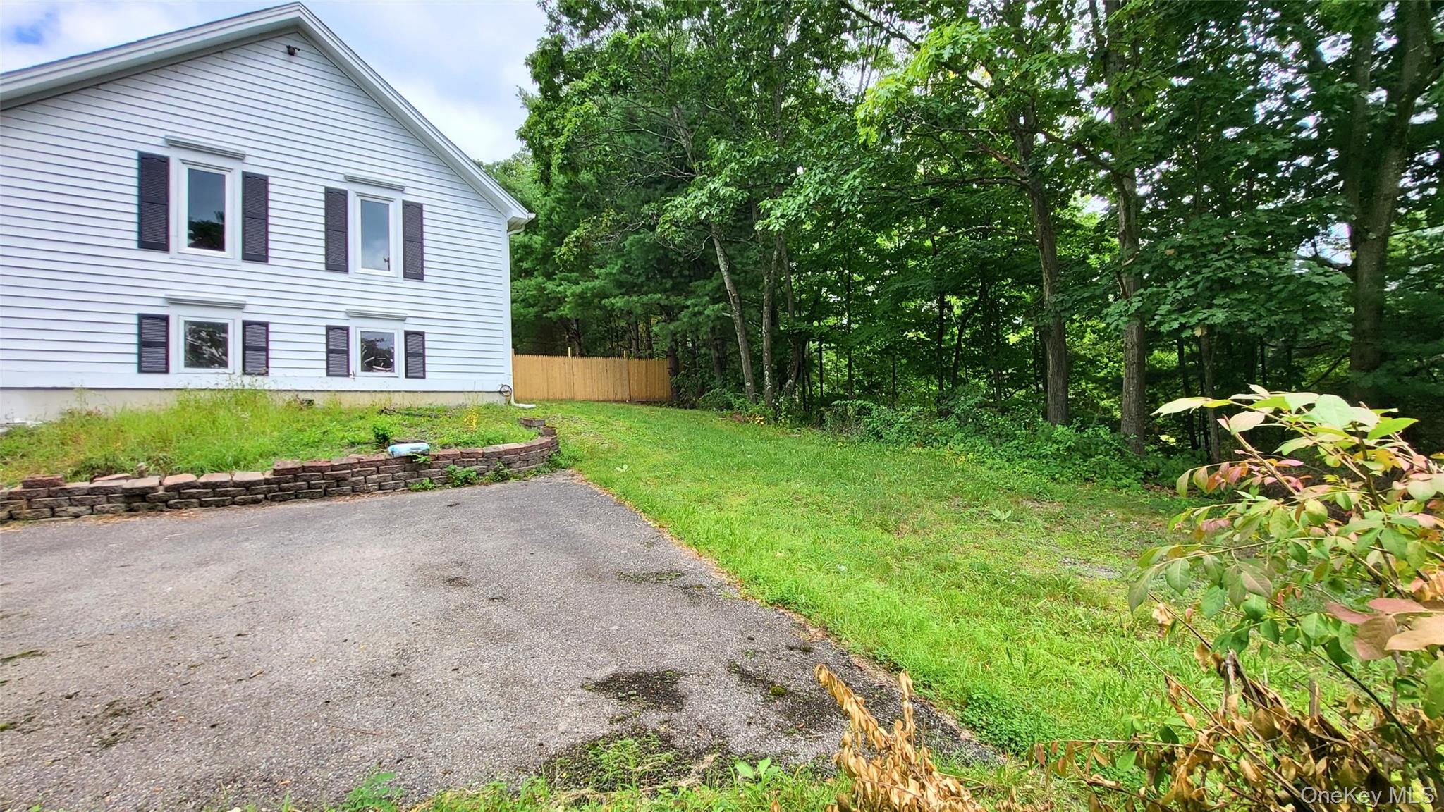 19 A Friendship Lane Property Photo 5
