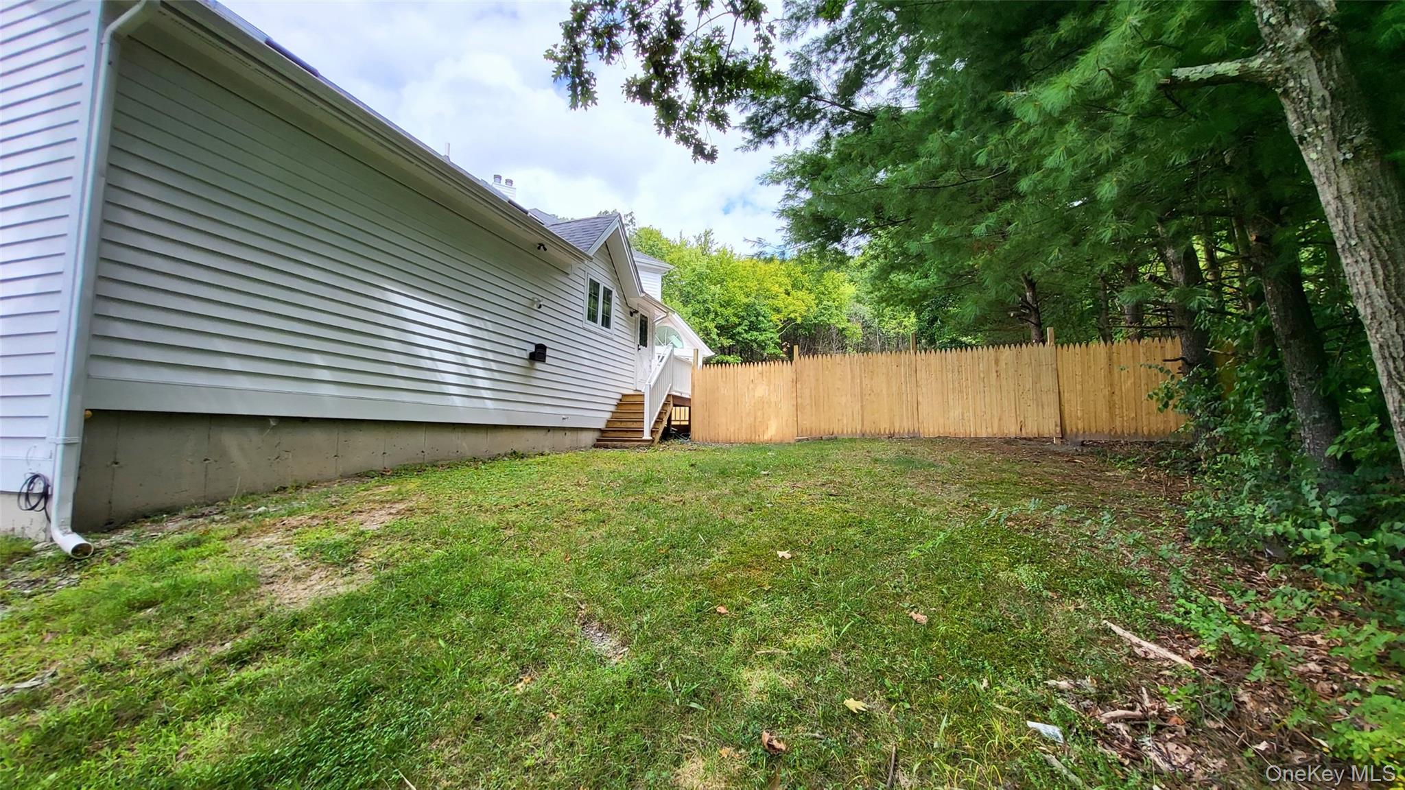 19 A Friendship Lane Property Photo 8