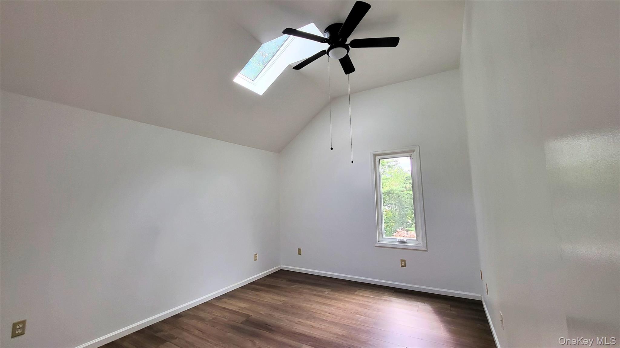 19 A Friendship Lane Property Photo 14