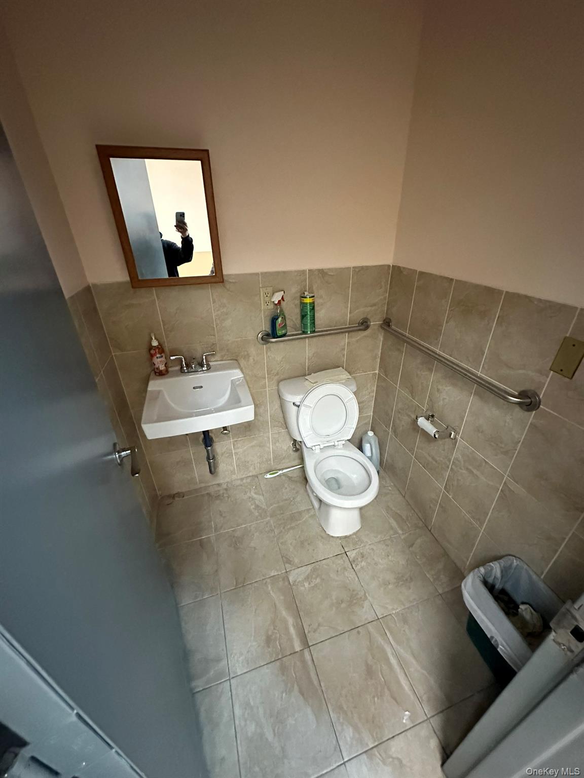 8708 Queens Boulevard Property Photo 8