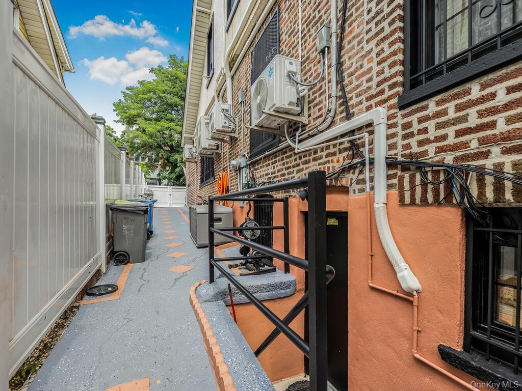 199 W 179th Street Property Photo 31