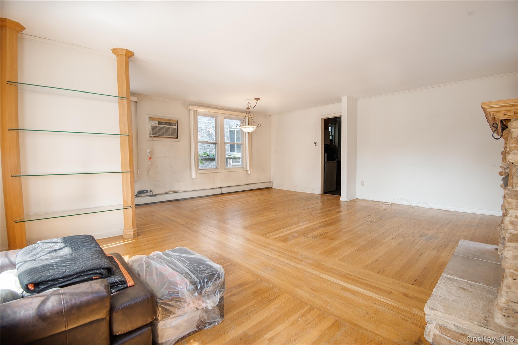 916 Hollywood Avenue Property Photo 6