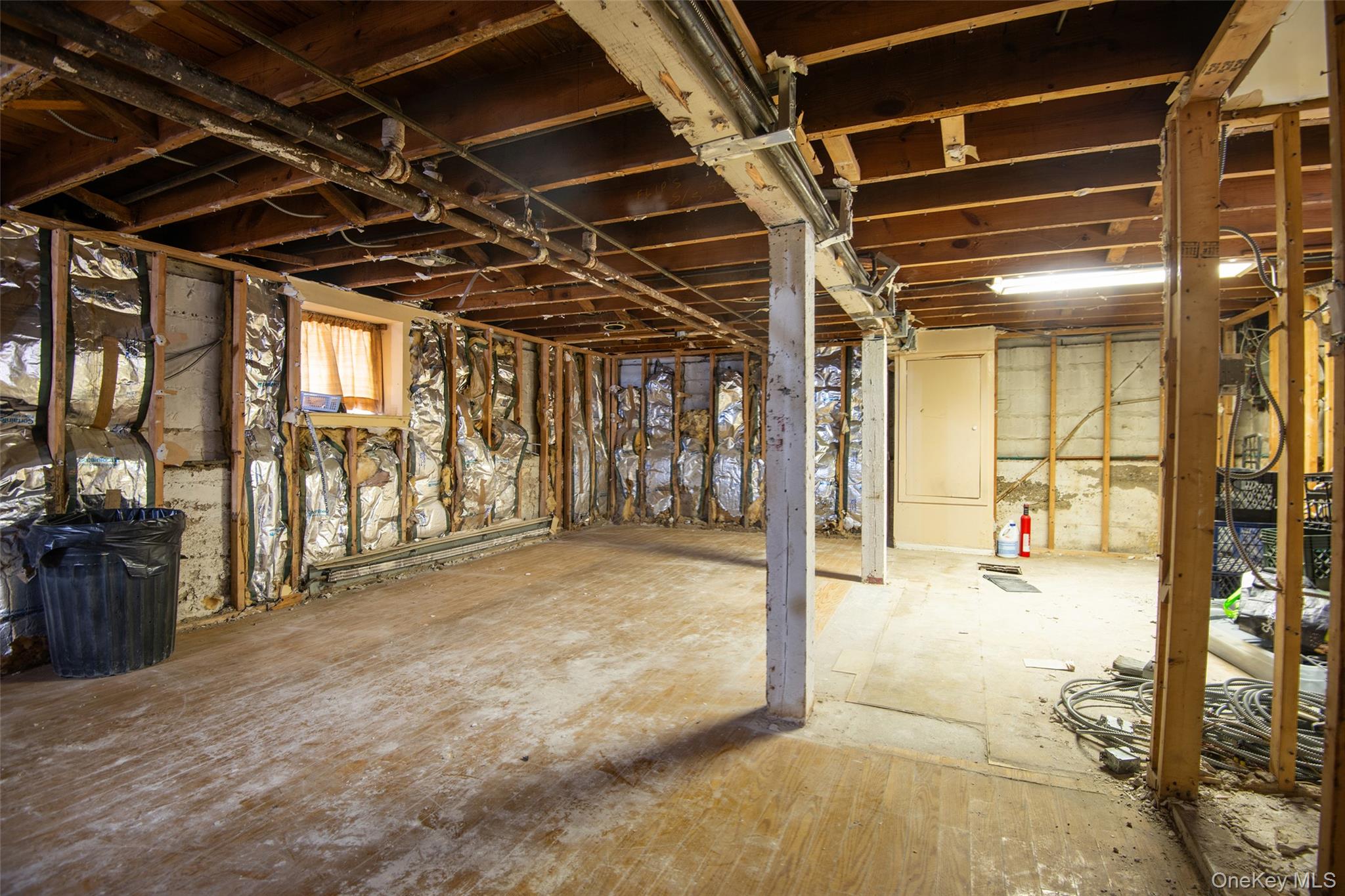 916 Hollywood Avenue Property Photo 17