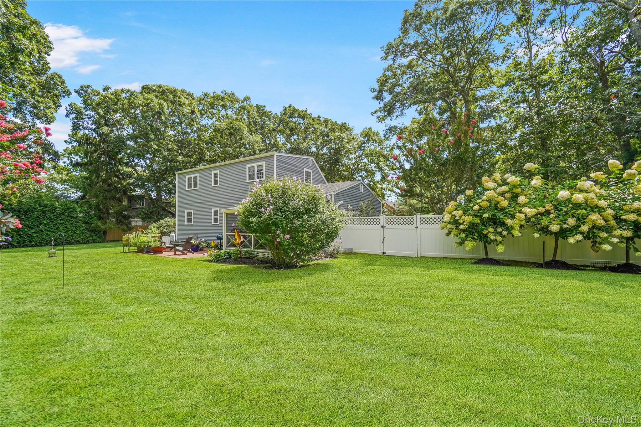 10 Tall Oak Lane Property Photo 17