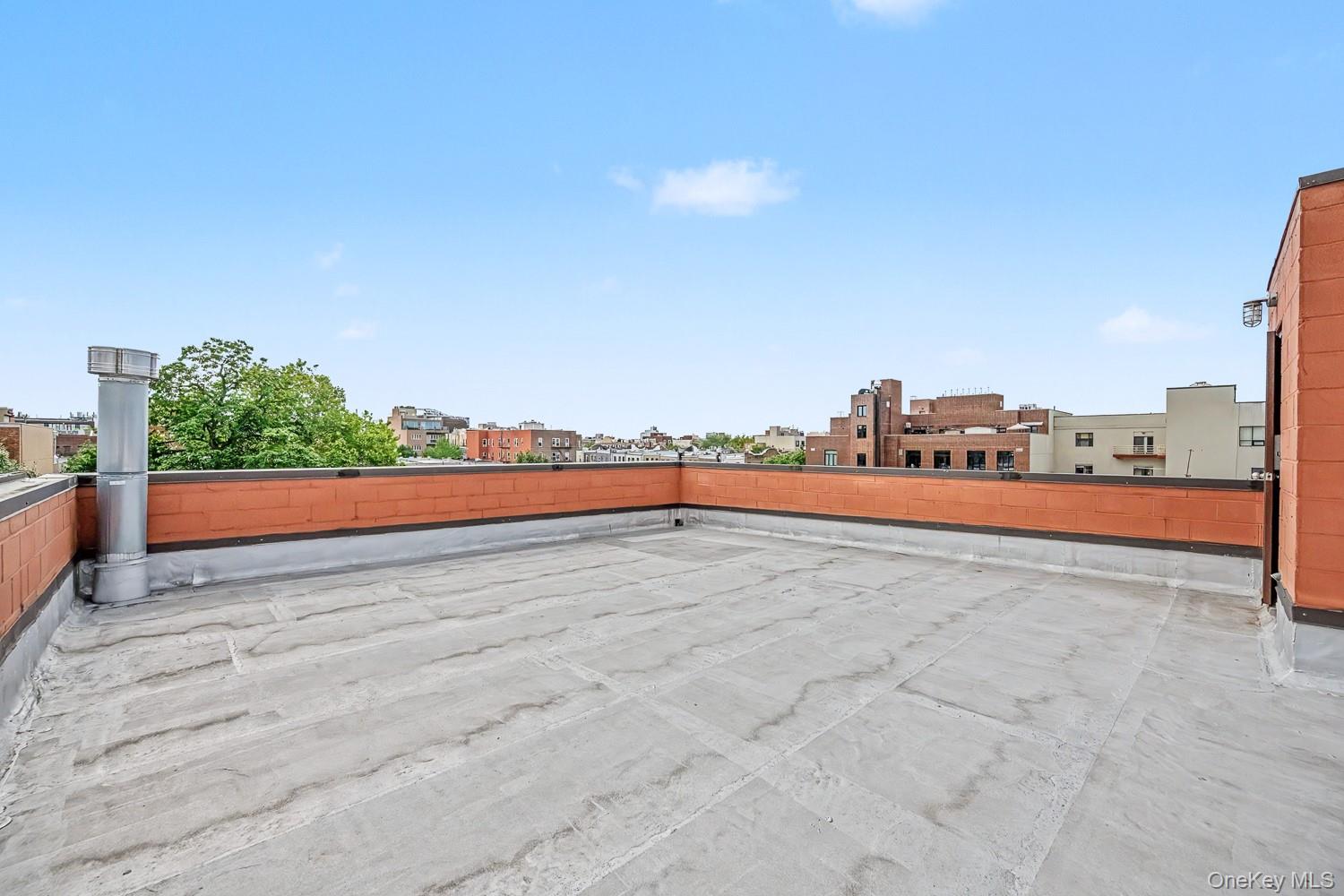 28-29 35th Street Property Photo 19