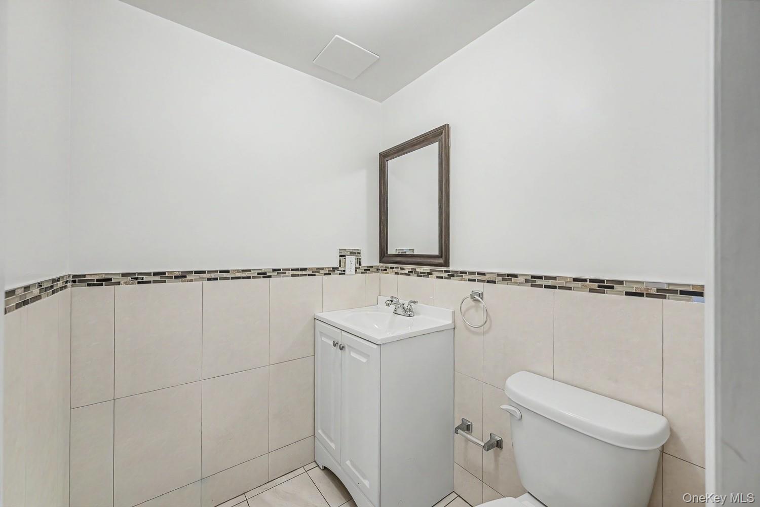 28-29 35th Street Property Photo 21