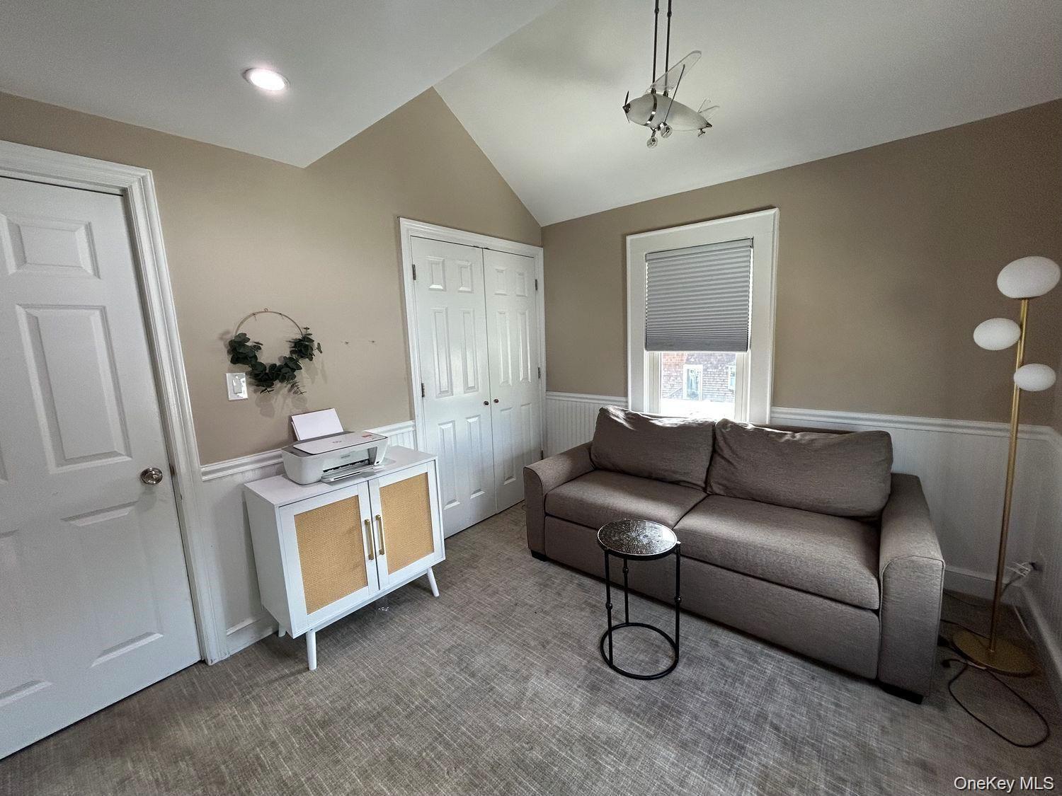 607 Nassau Street Property Photo 16
