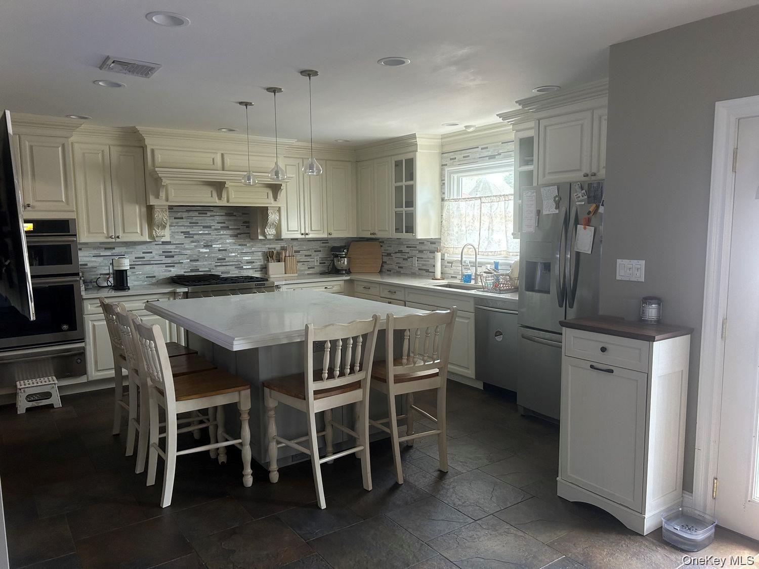 607 Nassau Street Property Photo 17
