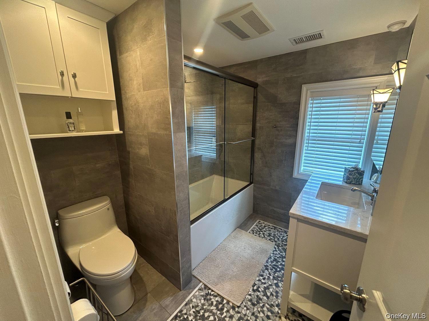 607 Nassau Street Property Photo 31