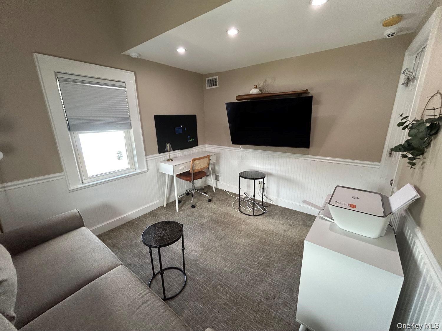 607 Nassau Street Property Photo 44