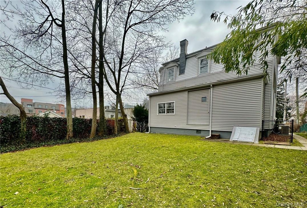 450 Broadway Property Photo 13