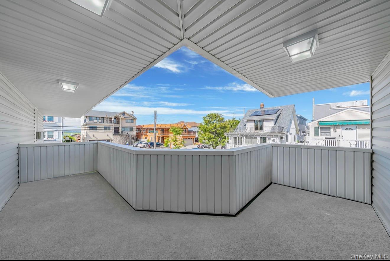 105 Vermont Street Upper Property Photo 8