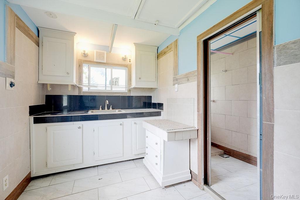 437 Moffitt Boulevard Property Photo 16