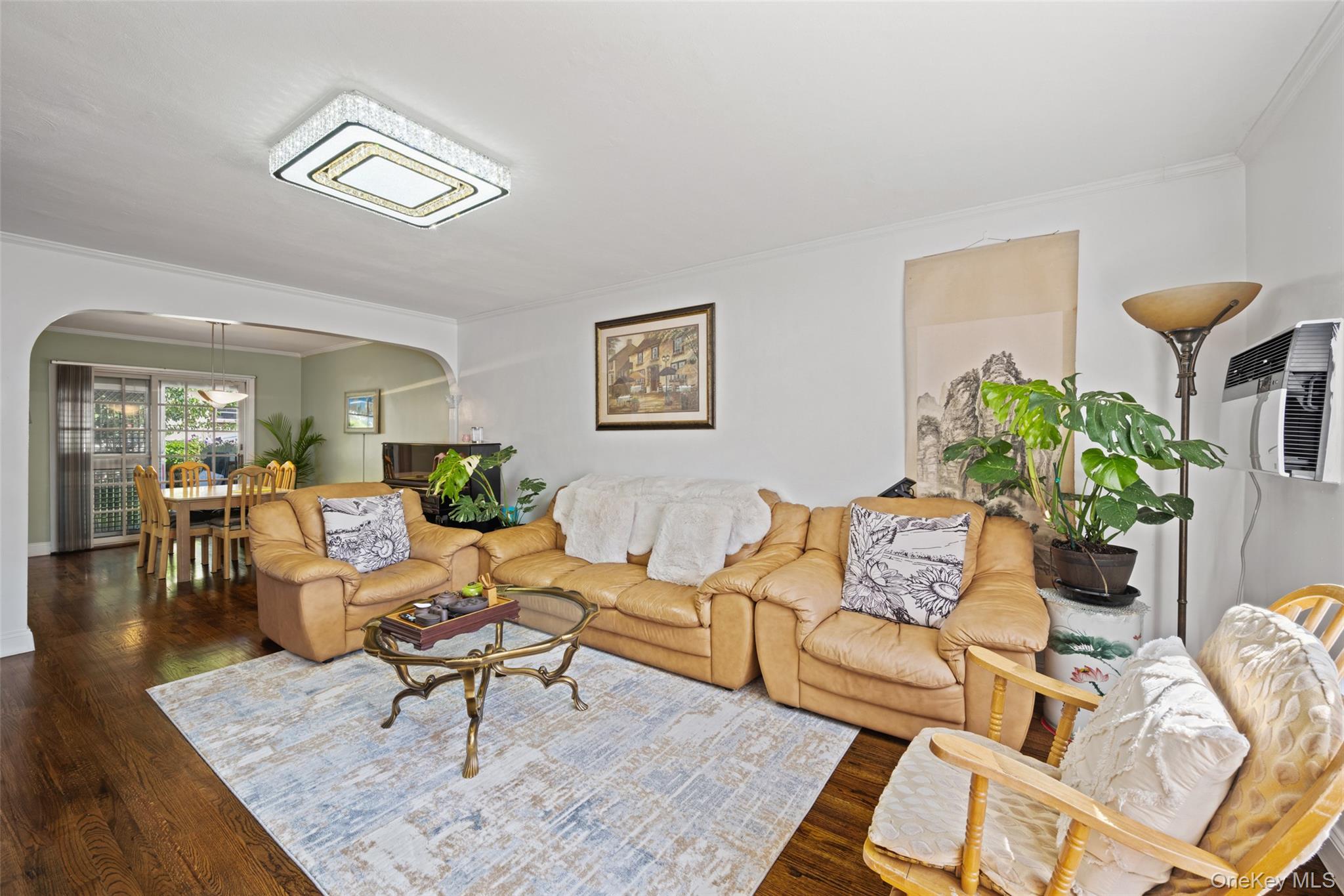 75-31 Furmanville Avenue Property Photo 4