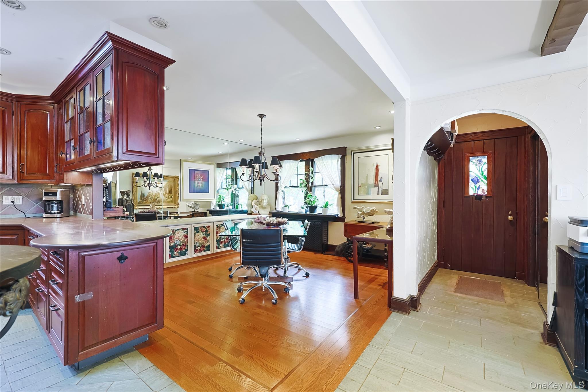 3 Crestwood Place Property Photo 2
