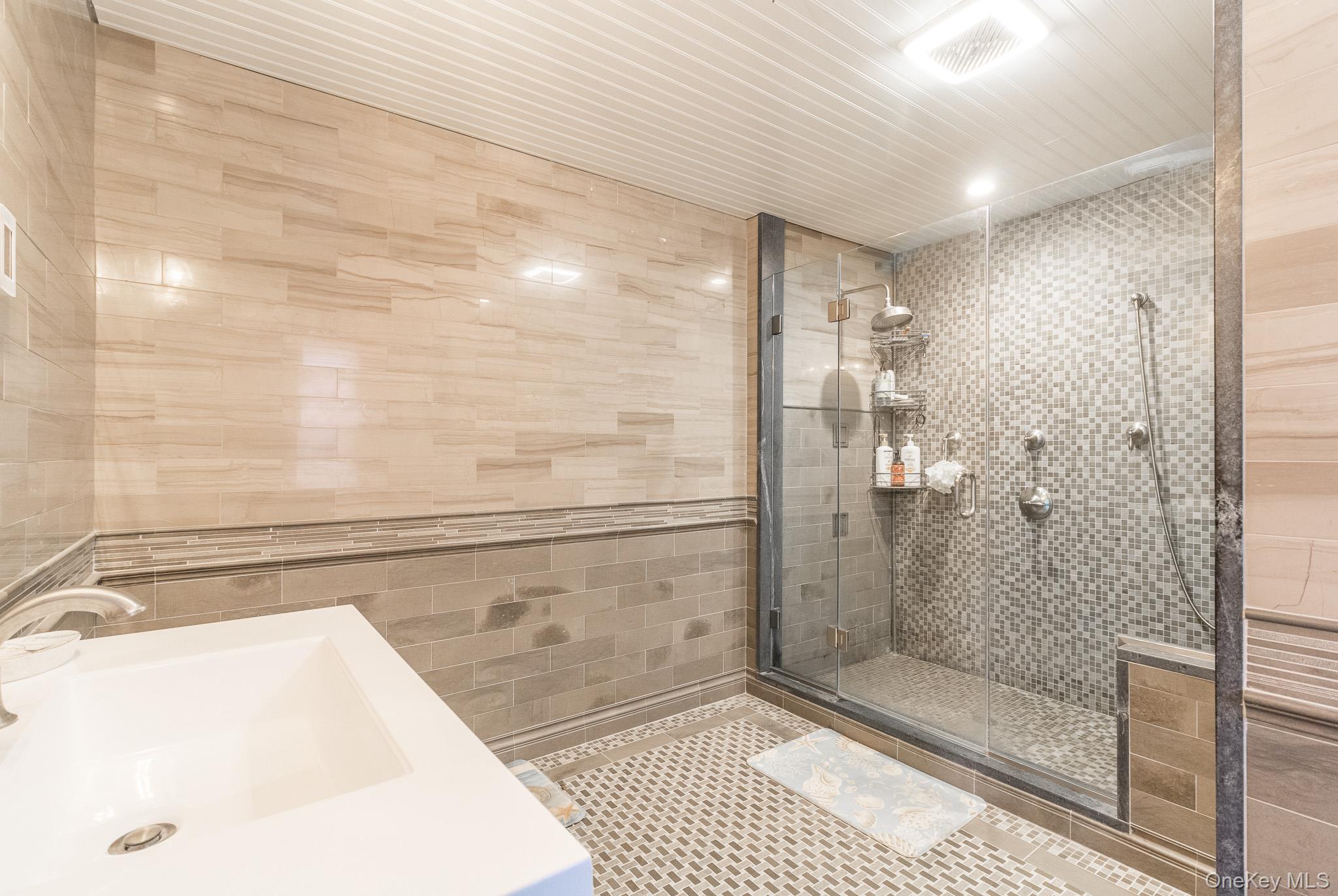 50 Melrose Parkway Property Photo 21