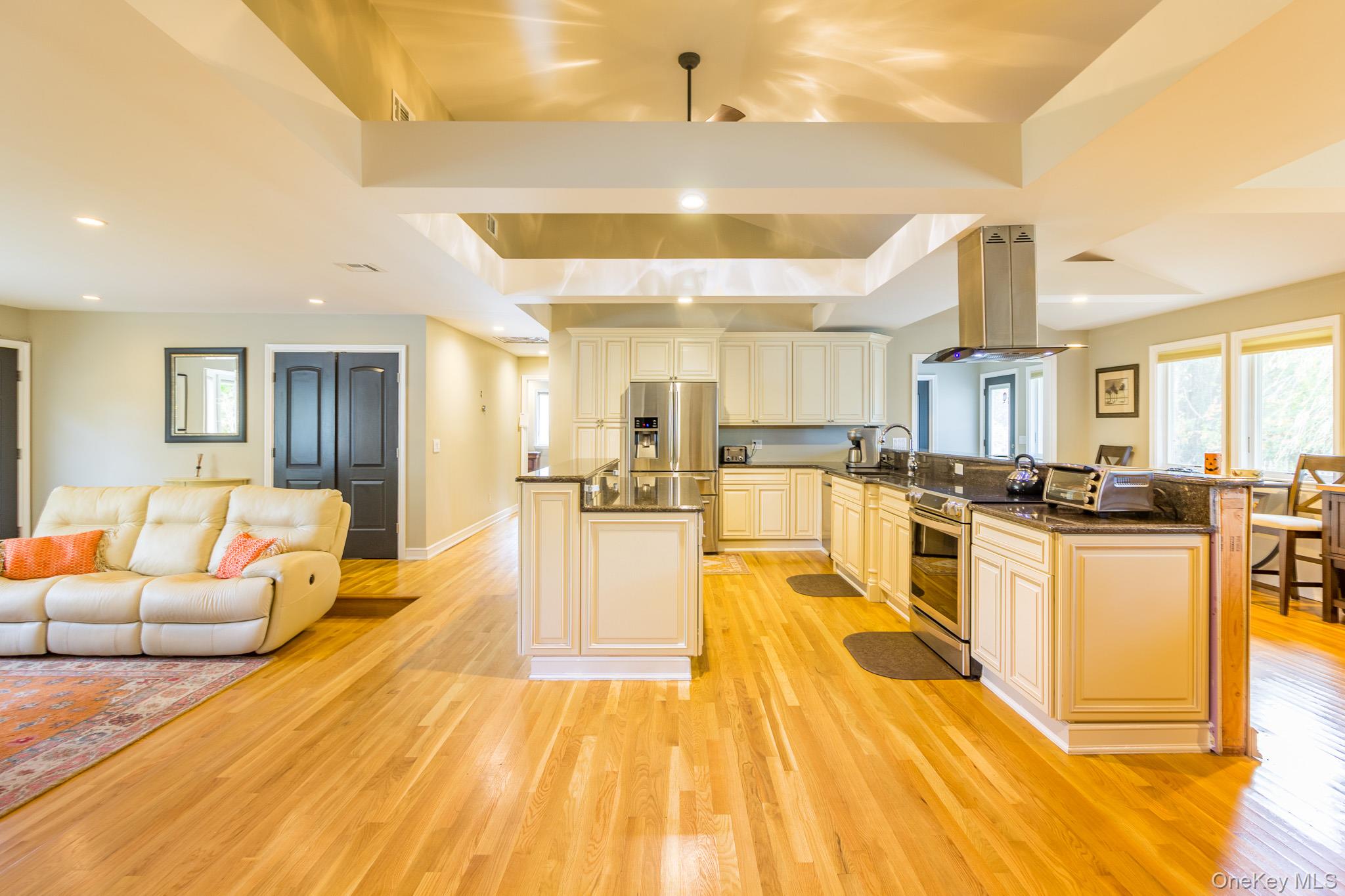 50 Melrose Parkway Property Photo 24