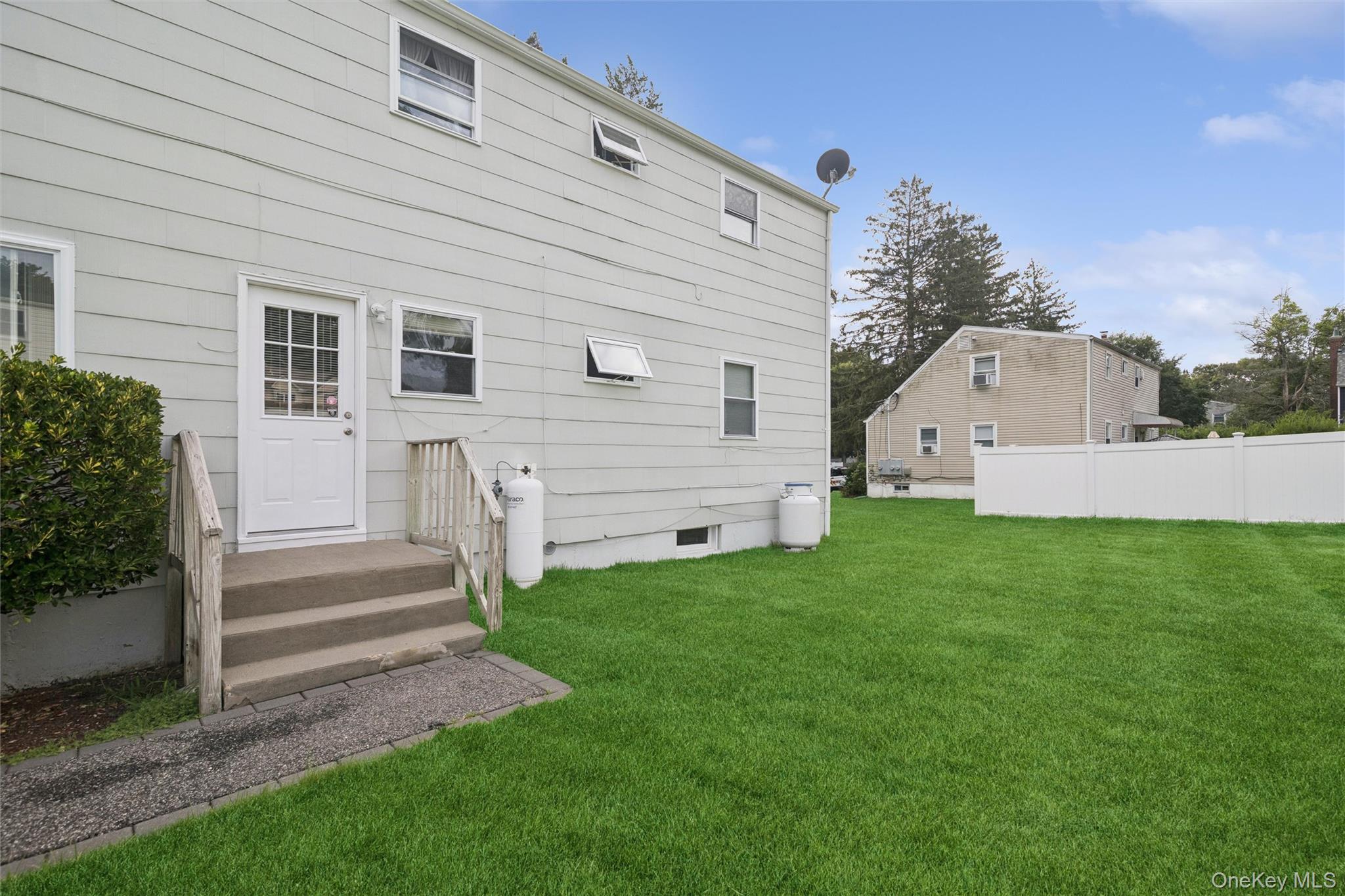 544 Park Avenue Property Photo 36