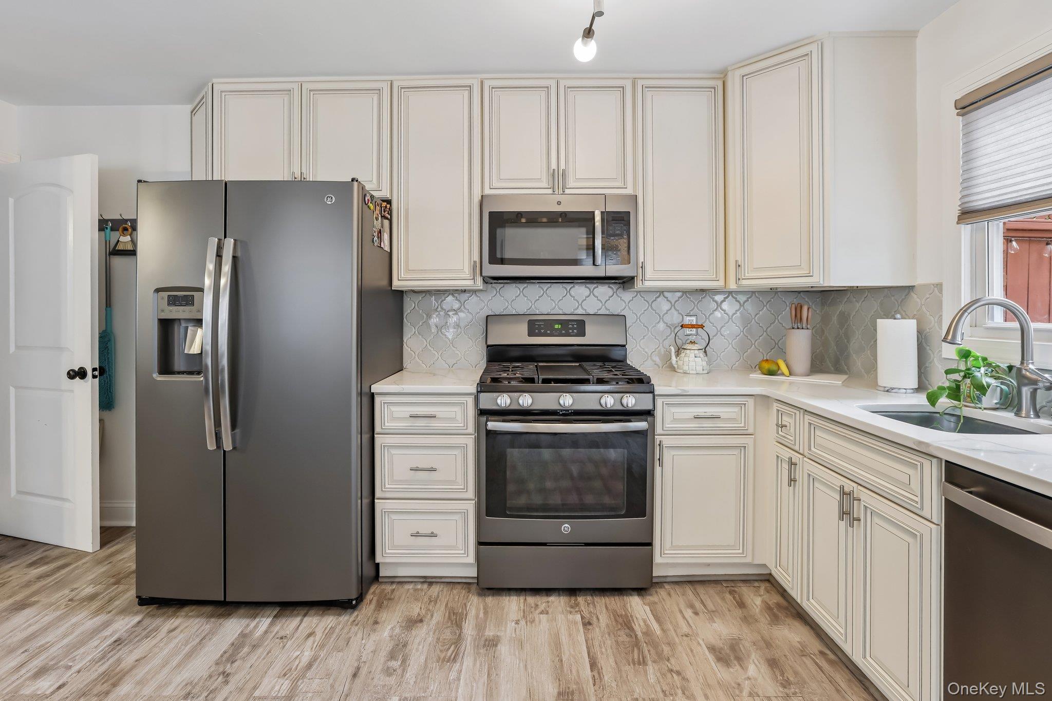 7 Center Street A Property Photo 10