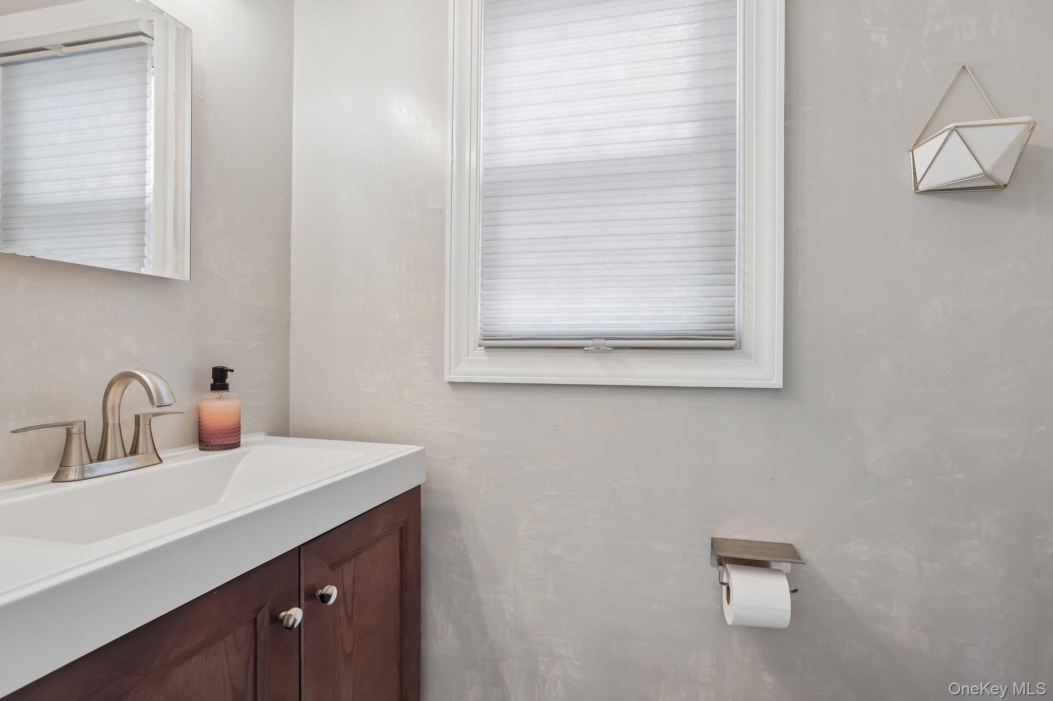 7 Center Street A Property Photo 11