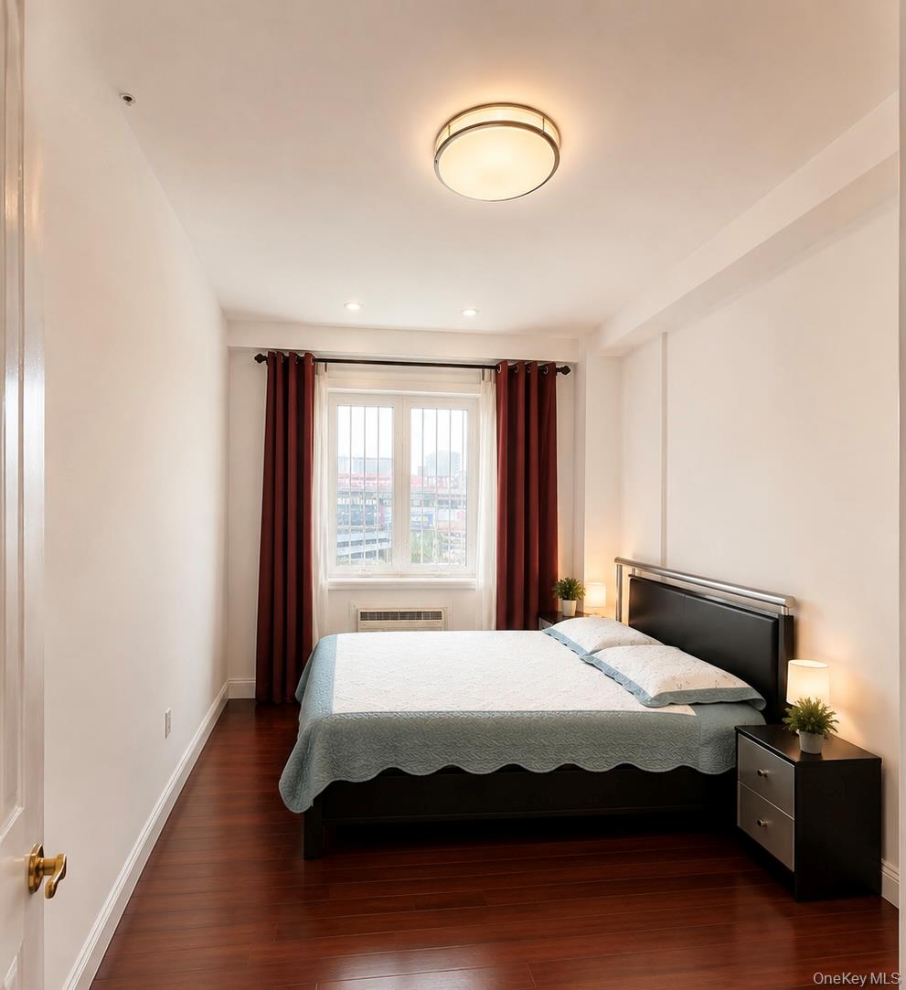 4105 College Point Boulevard 2d Property Photo 6