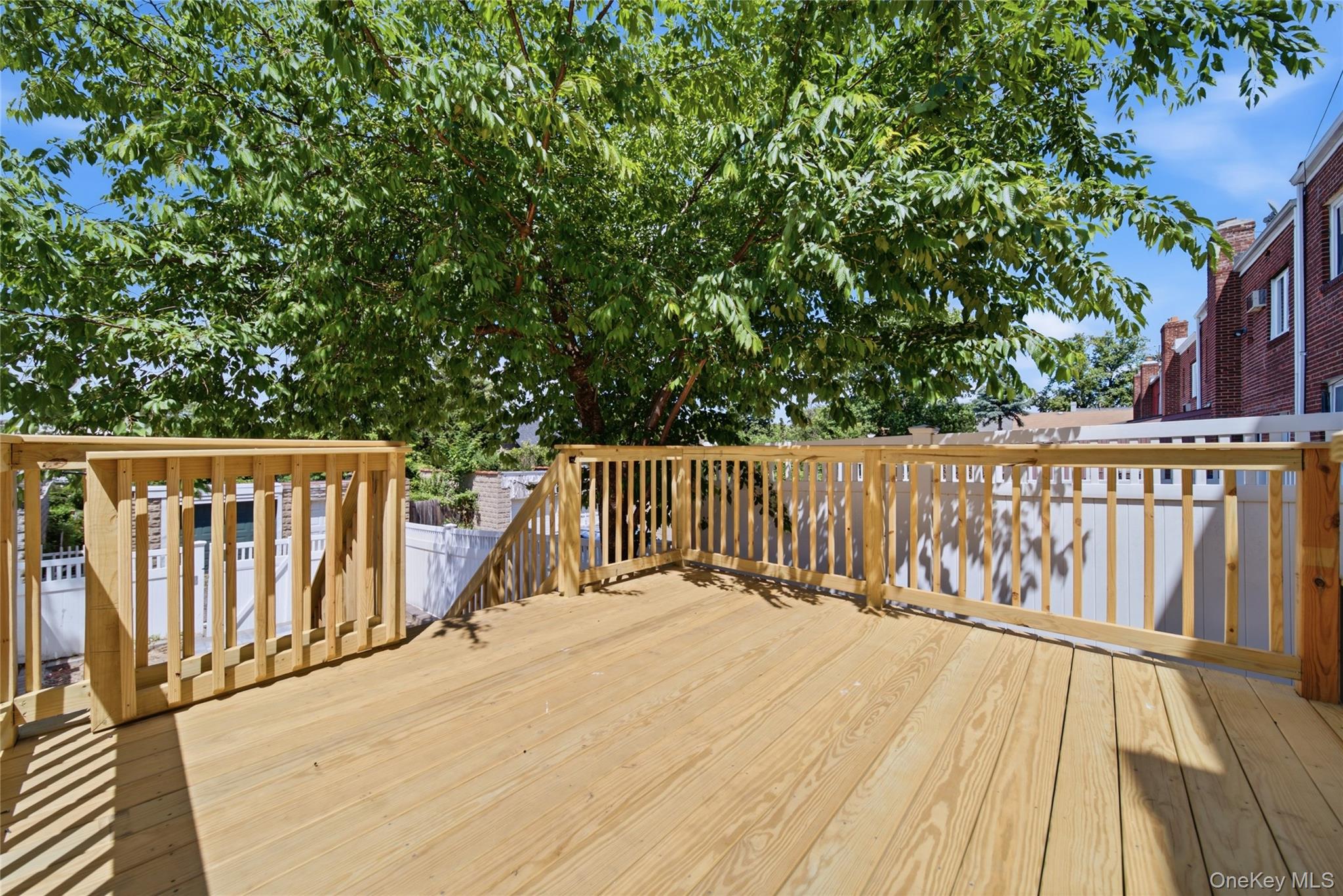 15749 9th Avenue Property Photo 16