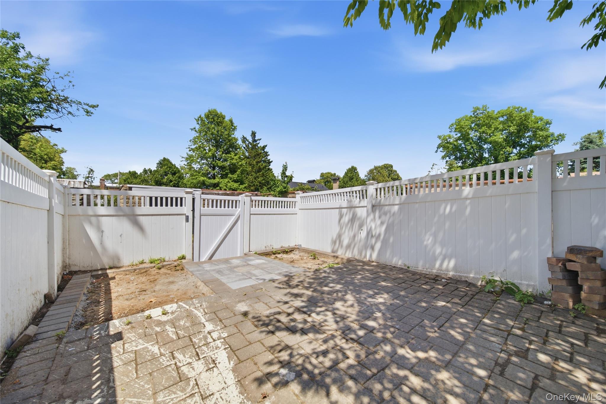 15749 9th Avenue Property Photo 17
