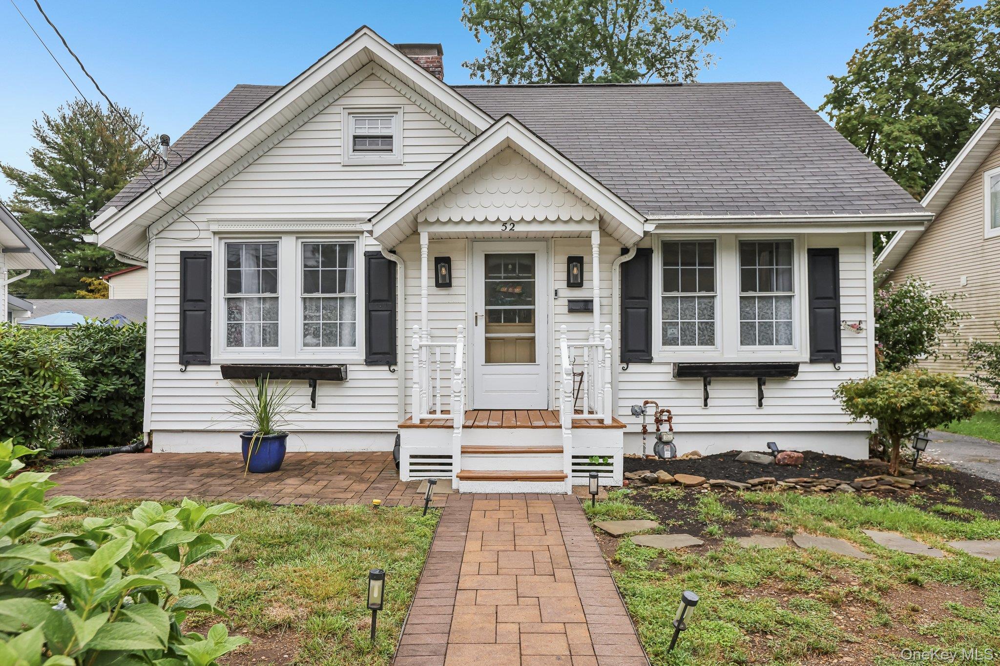 52 Prairie Avenue Property Photo 1