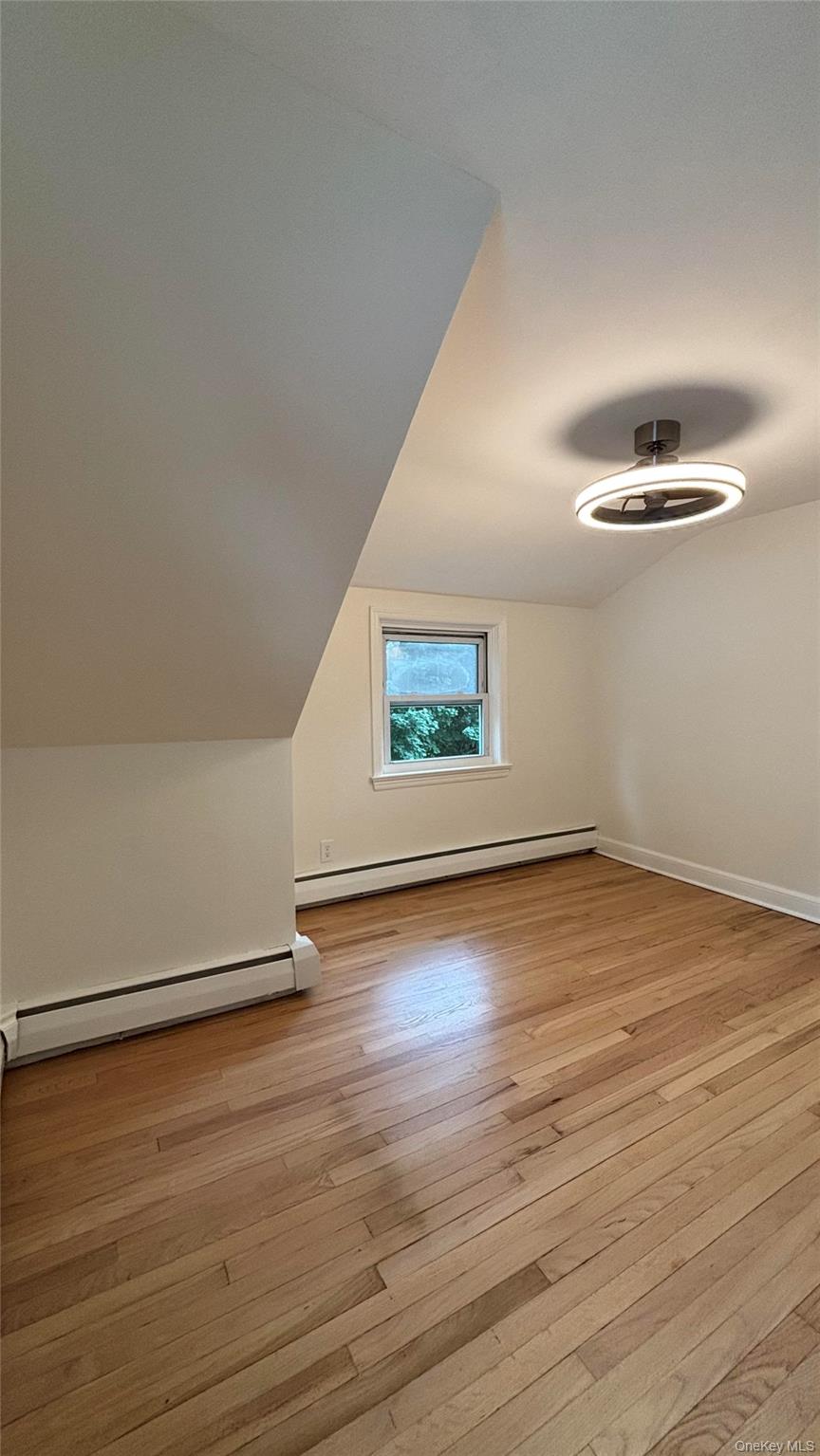 2284 New York Avenue Property Photo 4