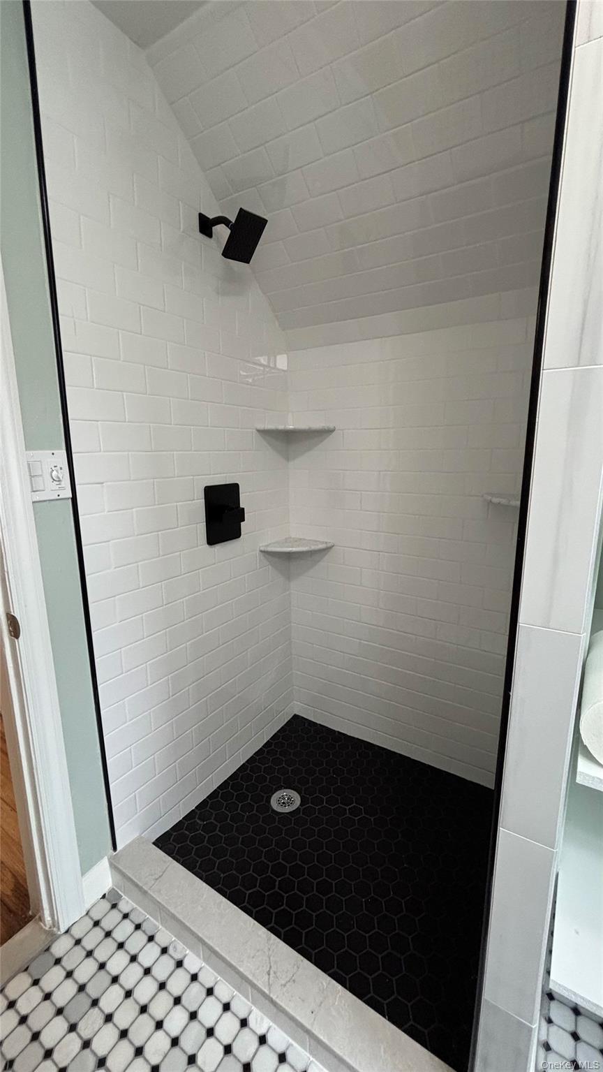 2284 New York Avenue Property Photo 11
