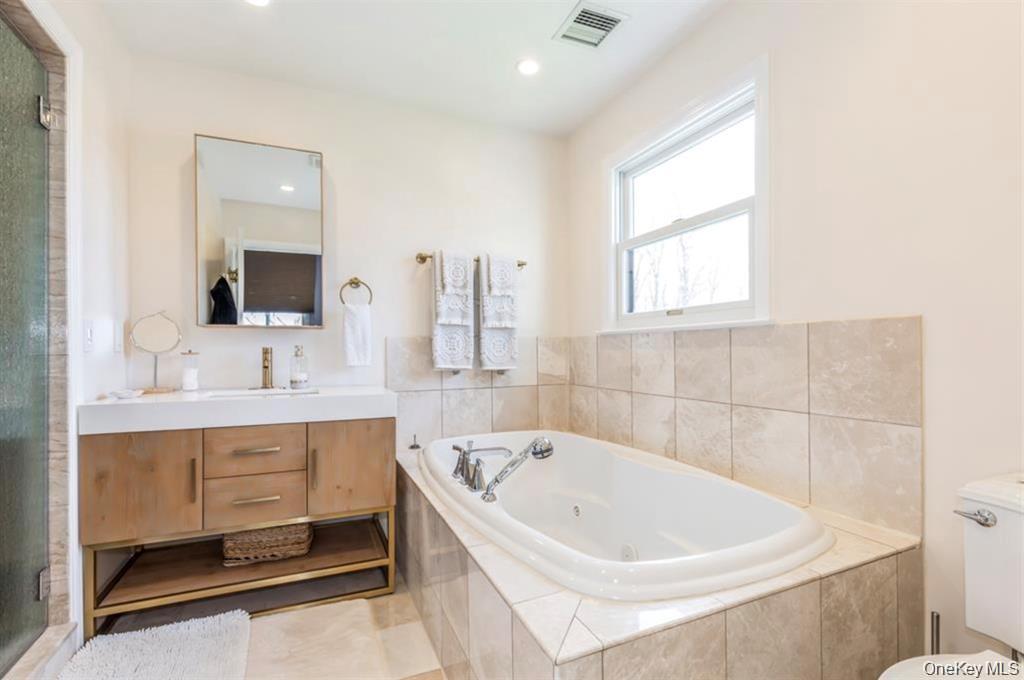 12 Midvale Avenue Property Photo 15