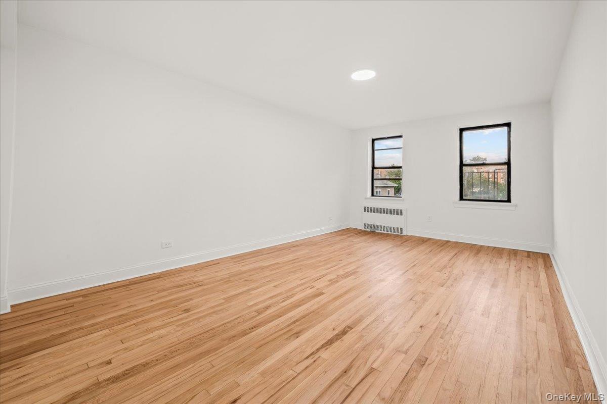 3260 Netherland Avenue 2h Property Photo 5