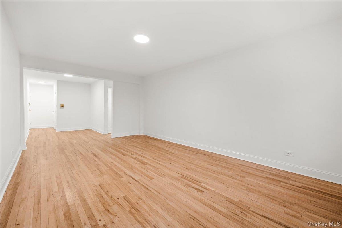 3260 Netherland Avenue 2h Property Photo 7