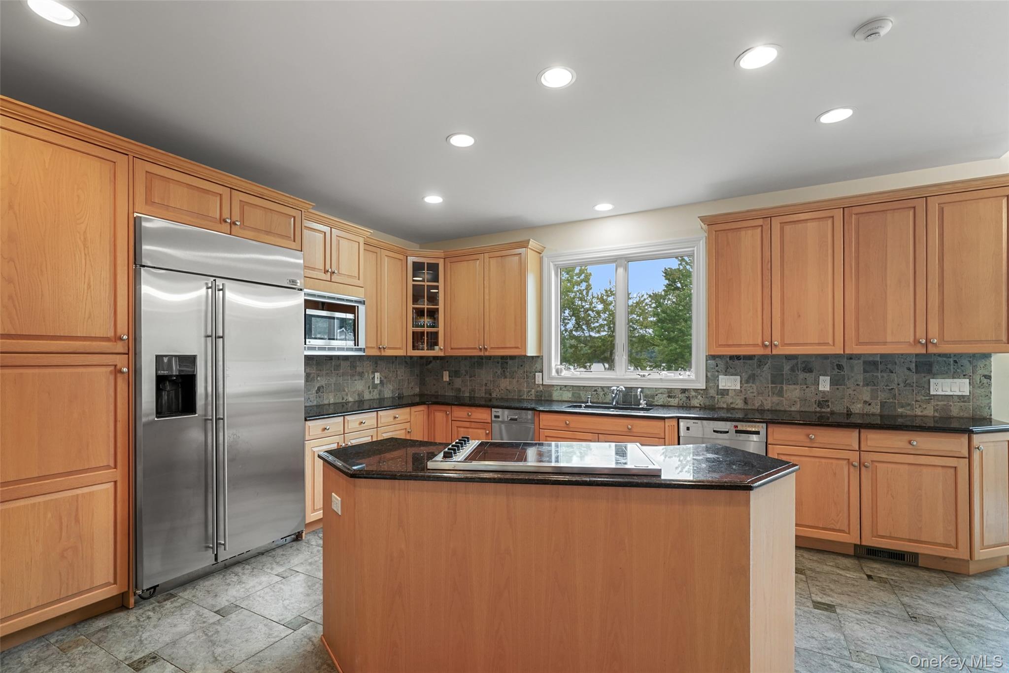 18 Clara Lane Property Photo 19