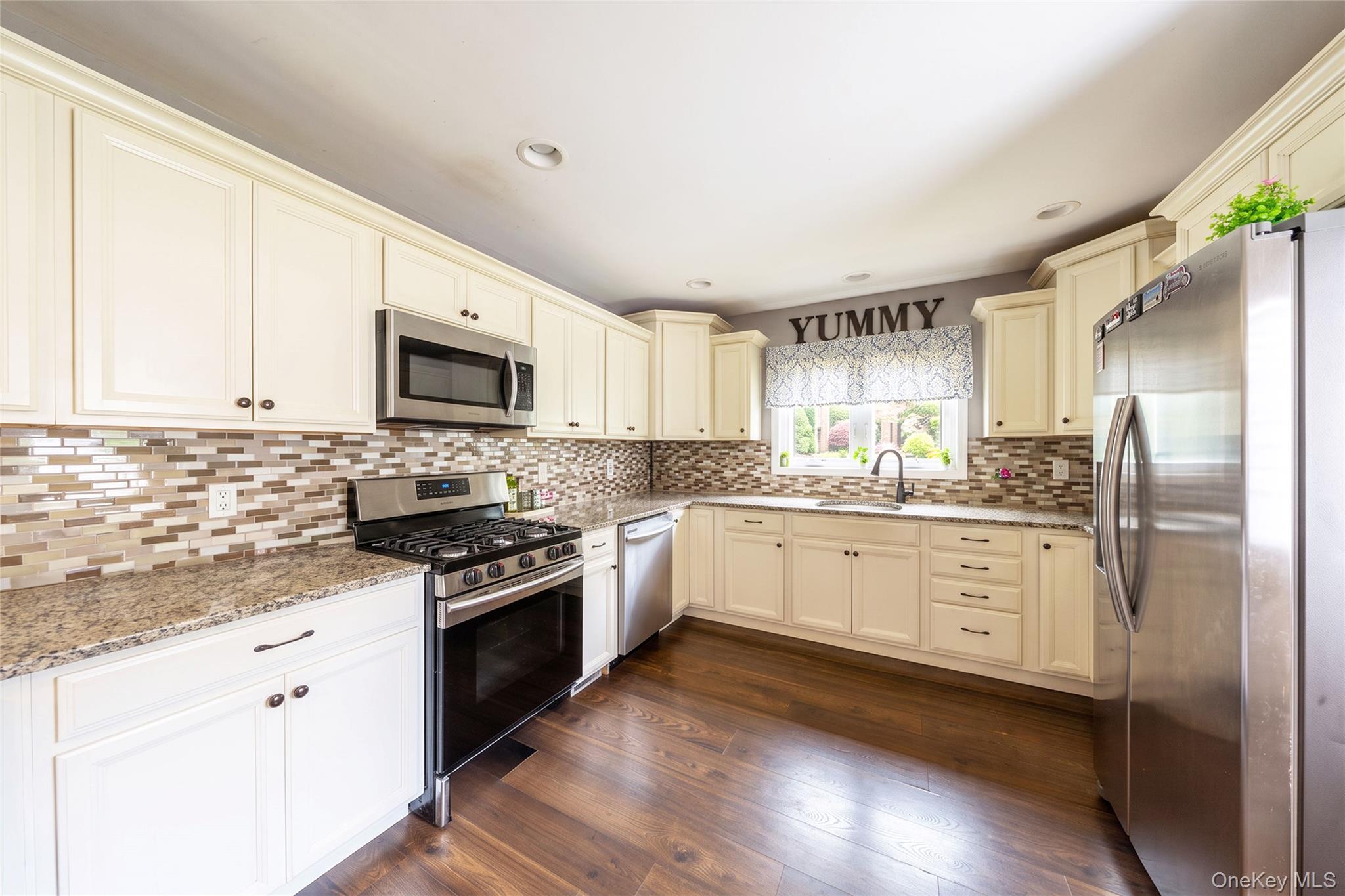 18 Ormond Place Property Photo 10