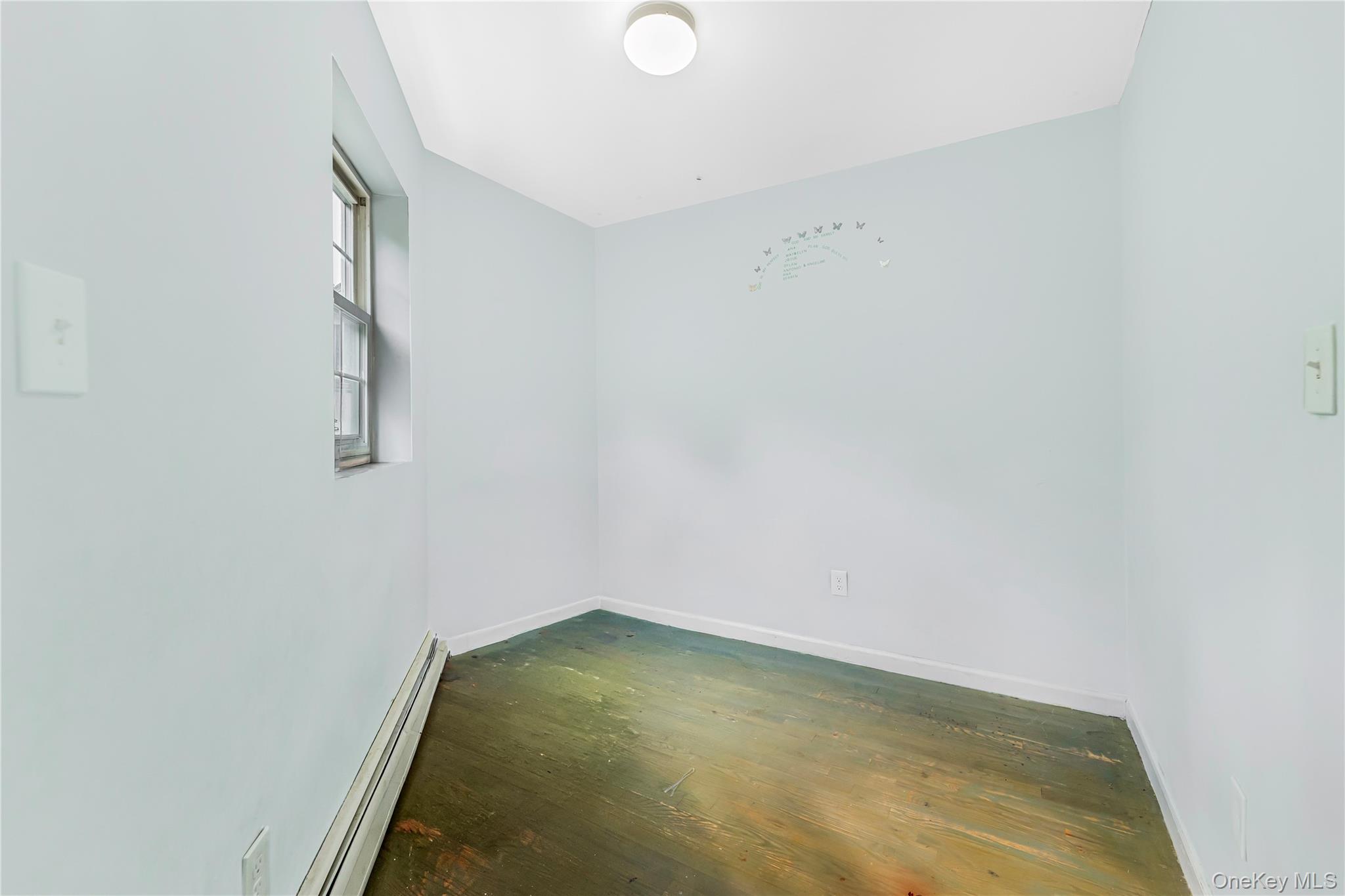 2573 Pelham Bay Park Property Photo 12