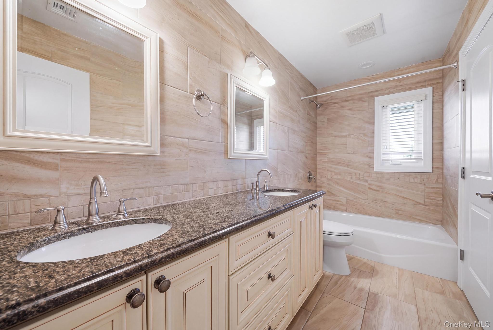 16 Spector Lane Property Photo 11