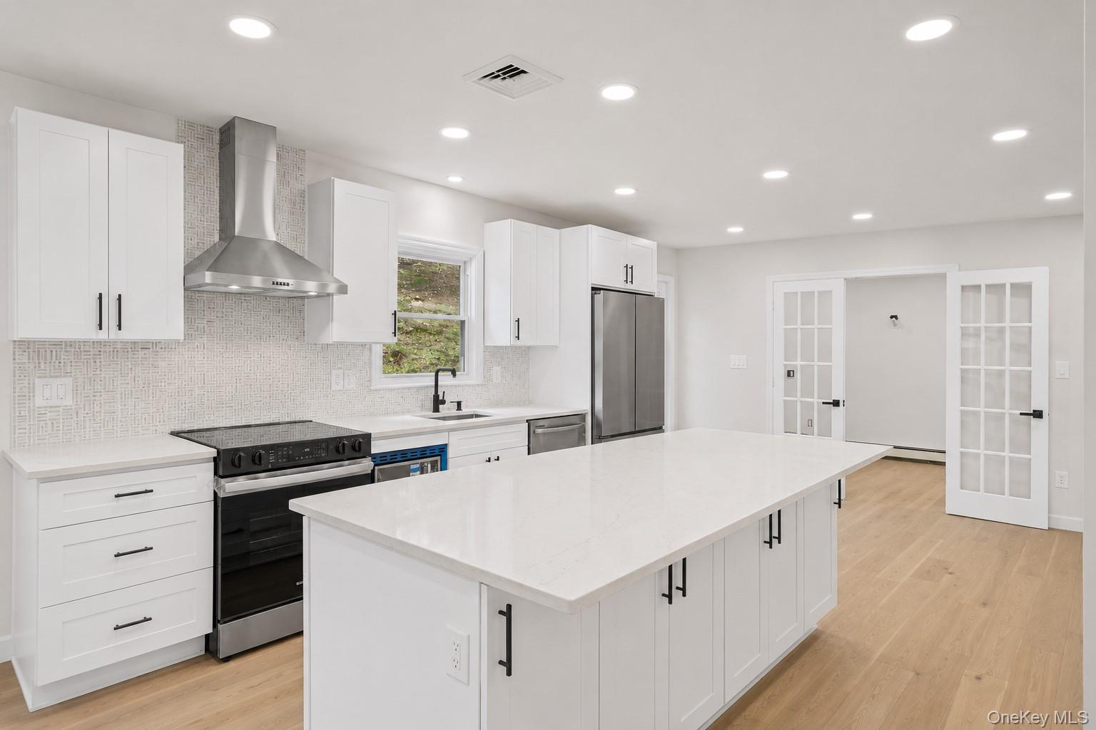 1 Gables Boulevard Property Photo 7