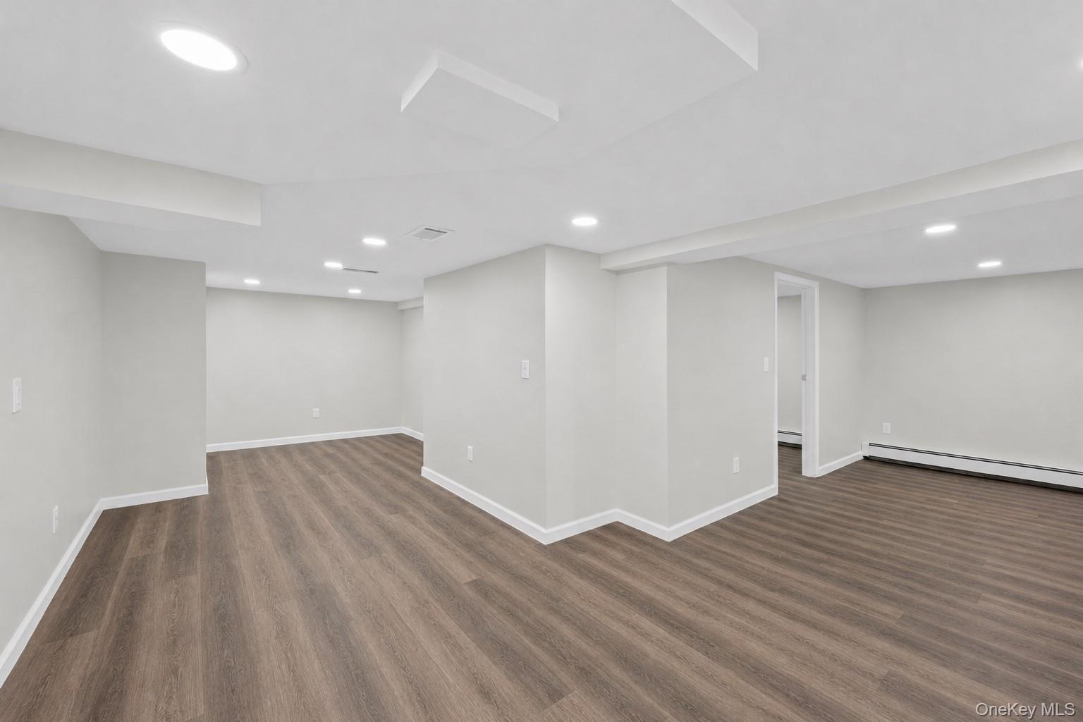 1 Gables Boulevard Property Photo 27