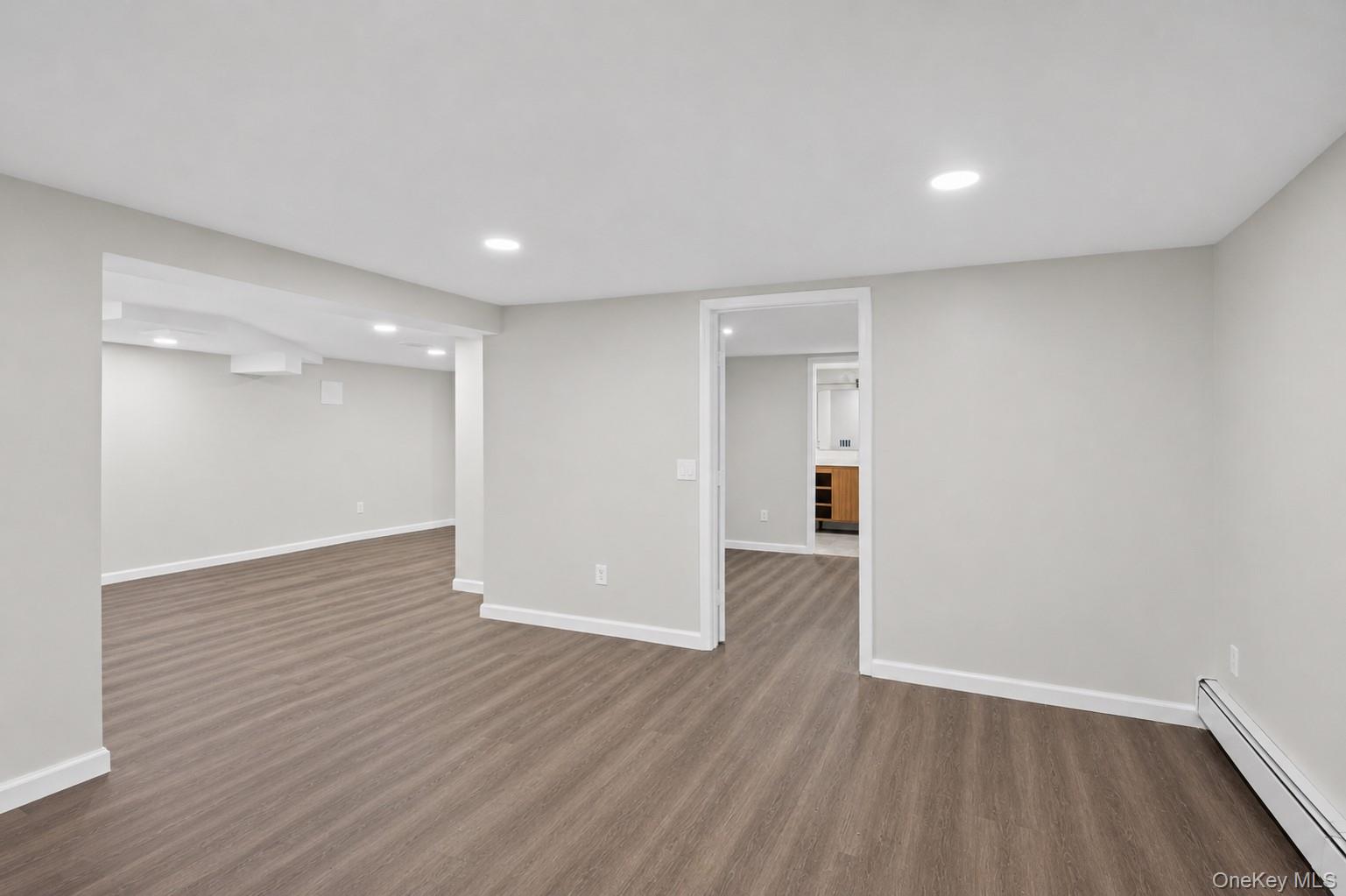 1 Gables Boulevard Property Photo 28
