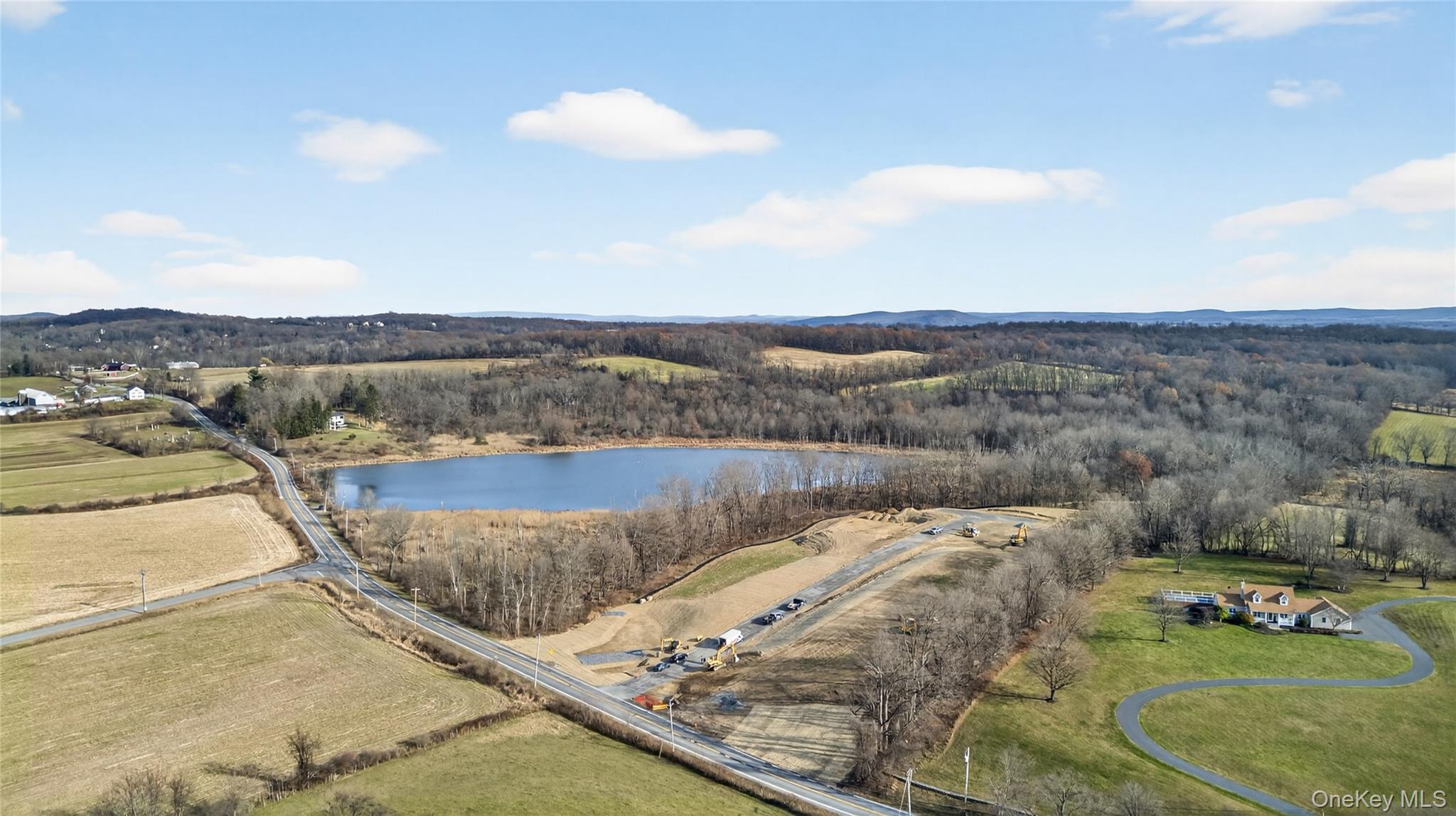 1 Lakeside Court Property Photo 3