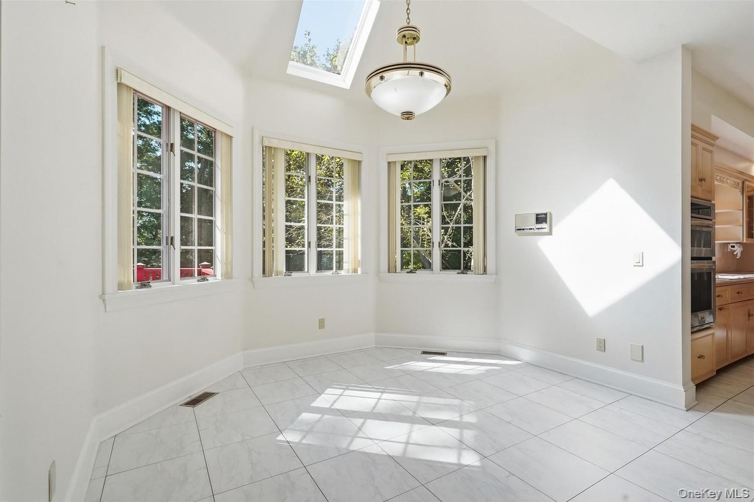 7 Dallas Drive Property Photo 6