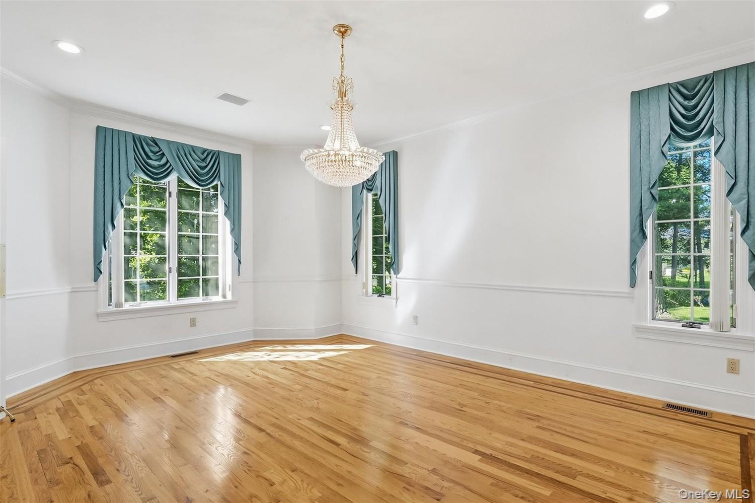 7 Dallas Drive Property Photo 14